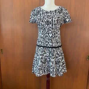 Lobo Mau black and white dress